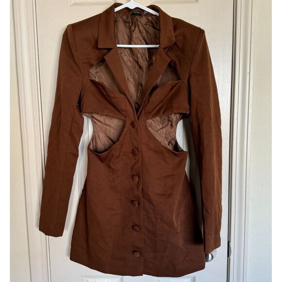 Prettylittlething Chocolate Shoulder Pad Cut Out Detail Button Down Blazer Dress - Picture 3 of 8